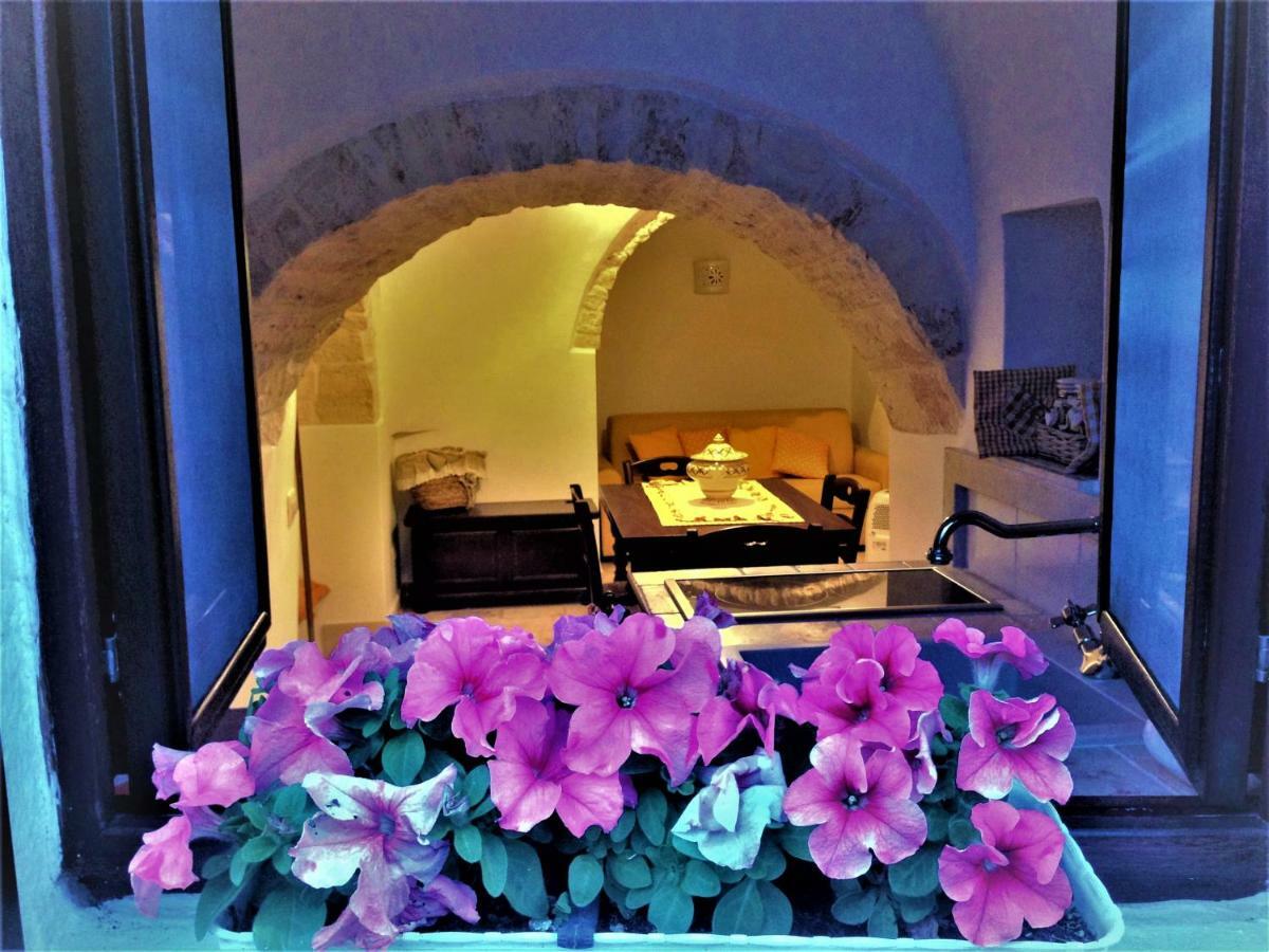 Trullo "Vicolo Fiorito" Villa Alberobello Ngoại thất bức ảnh